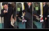 日本電車通勤族的驚人日常  站務人員硬把溢出來的人全塞進車廂，淡定哥「被塞」最後一刻還在玩手機
